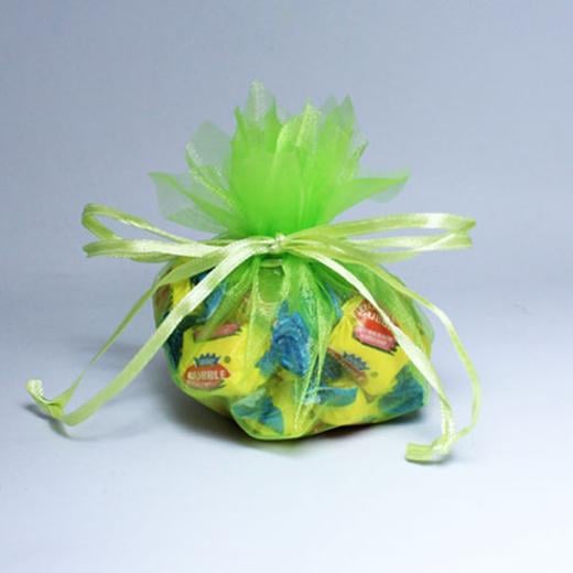 Main image of Lime Green Small Flower Edge Organza Pouch (12)