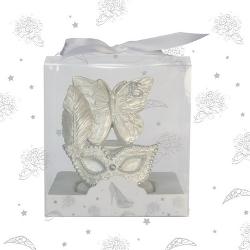 Butterfly on Top of Mask for Quinceañera
