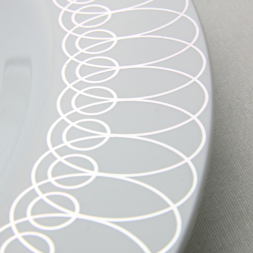 Alternate image of White/Silver Ovals Design Dinnerware Set