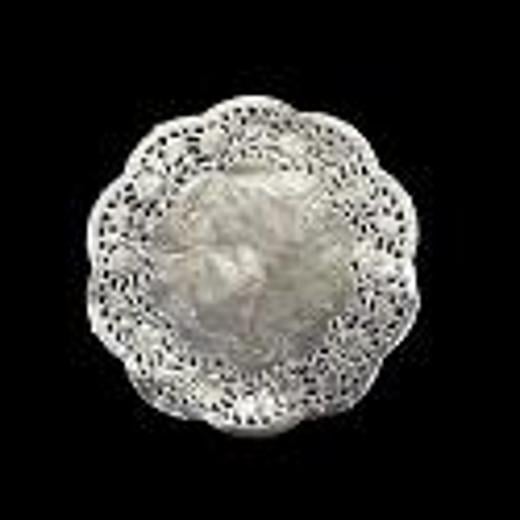 Alternate image of 8.5 In. Round Silver Foil Doilies - 10 Ct.