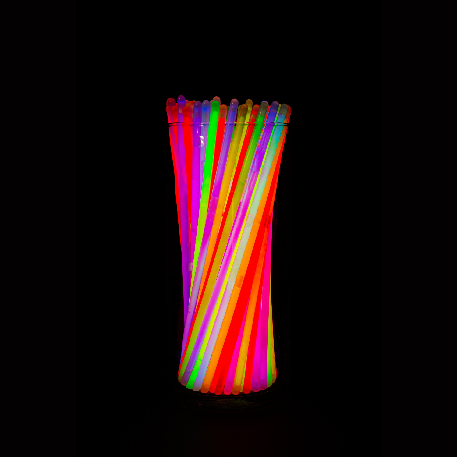  100 Ultra Bright Glow Sticks Bulk - Halloween Glow in