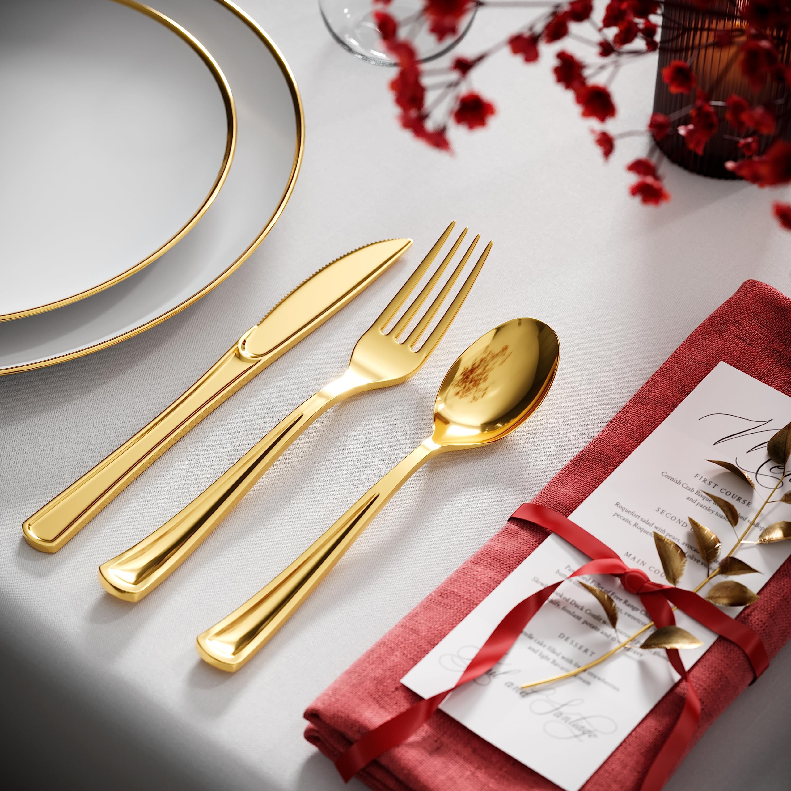 Exquisite Classic Gold Plastic Forks | 20 Count